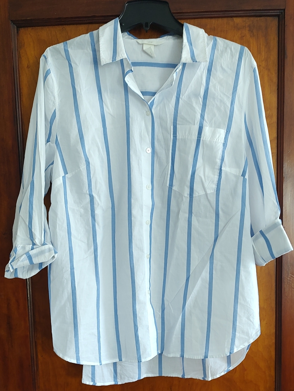 H&M White Button-Down Shirt with Light Blue Stripes